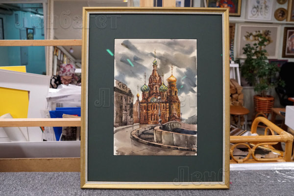 Рисунок "Спас на Крови" в кремовой багетной рамке с широким паспарту