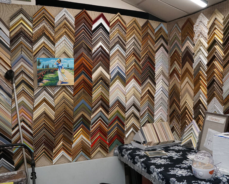 Багетная мастерская Ленбагет возле метро Гражданский проспект, по улице Ушинского